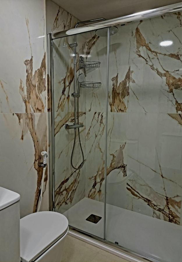 Апартаменты Comfortable Studio With Sea View Бенидорм Экстерьер фото