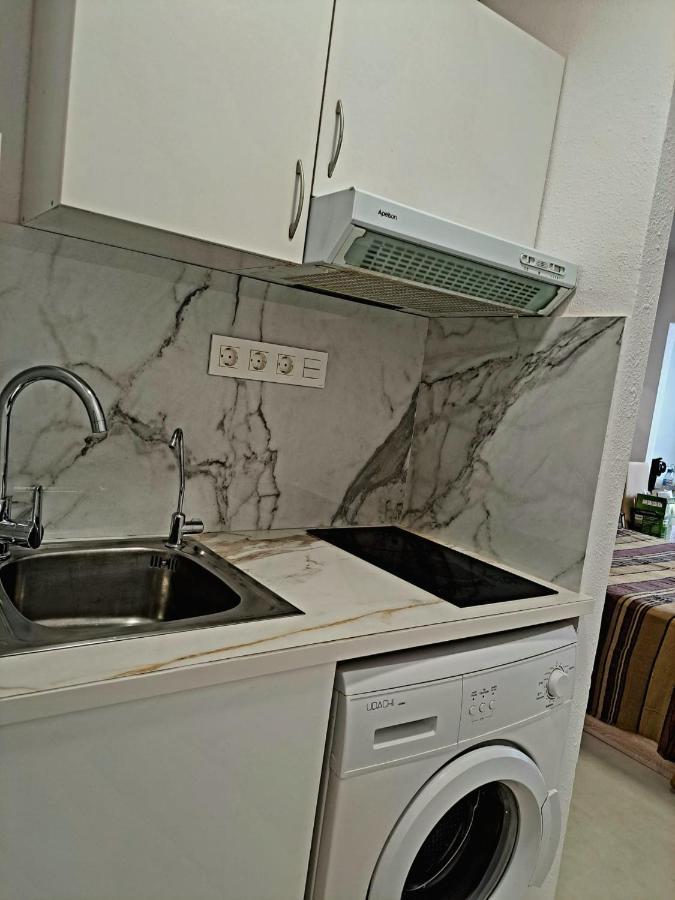 Апартаменты Comfortable Studio With Sea View Бенидорм Экстерьер фото